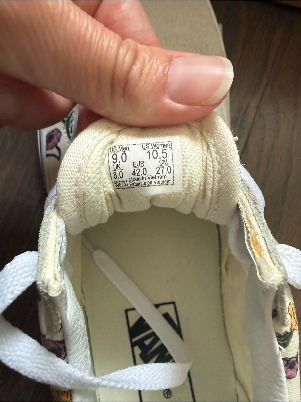Vans Old Skool Floral Shoes sneakers woman’s size 10.5 cream suede - Picture 4 of 14